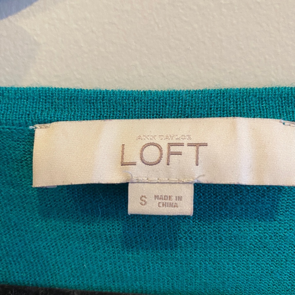 Sweater - Picture 3 of 3